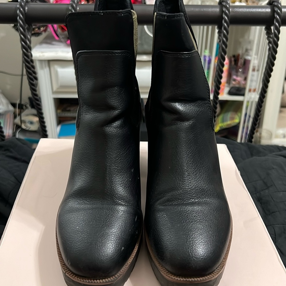 Chinese Laundry Good Day Bootie in Black